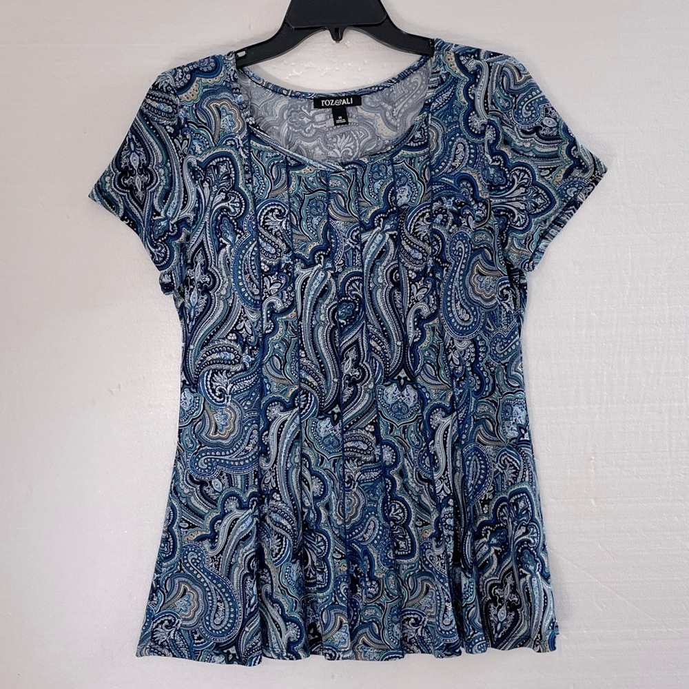 Adorable Roz & Ali, Cap Sleeved, Stretchy/Lightweight Top